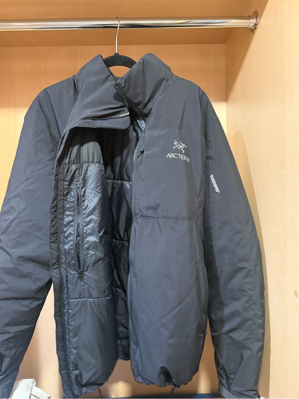 Arc'teryx Men's Black Insulated Jacket Kappa size XL excellent condition
